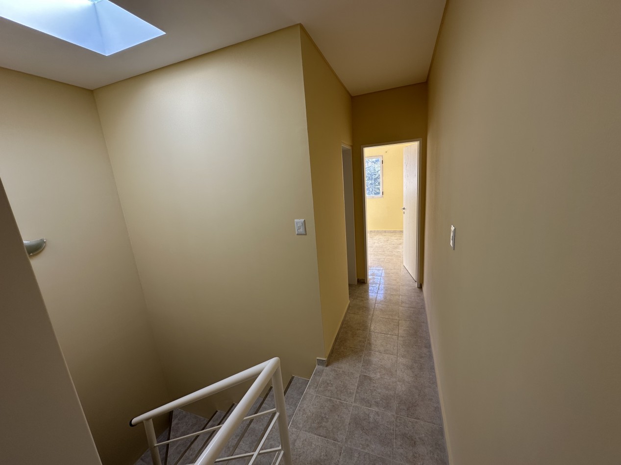 DUPLEX 2 DORMITORIOS CON PATIO