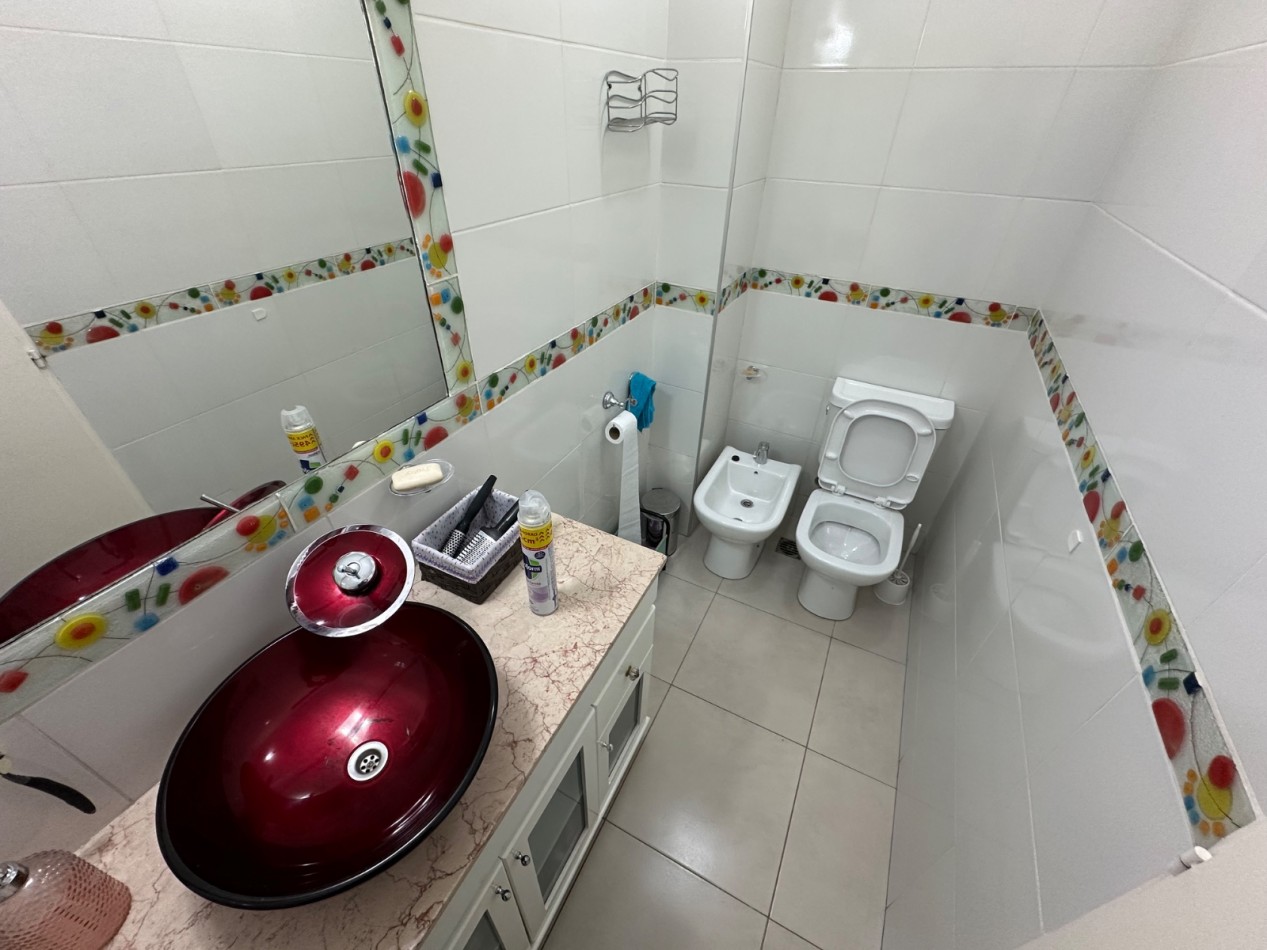 HERMOSO TRIPLEX FRENTE AL MAR - 3 DORM