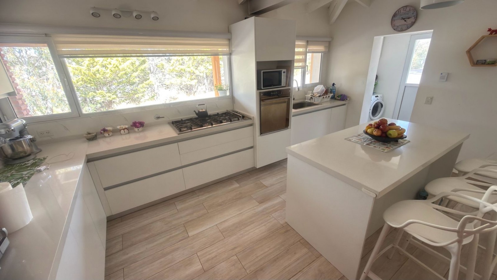 CASA 3 DORMITORIOS CON VISTA PANORAMICA A LA CIUDAD