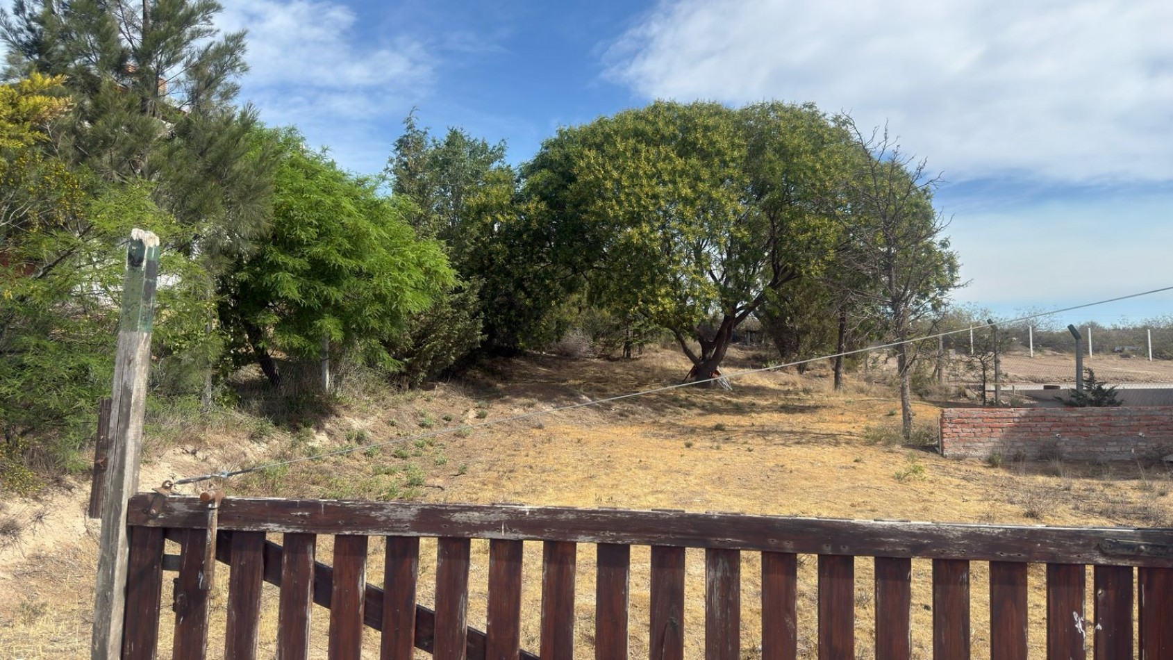 CASA 3 DORMITORIOS CON VISTA PANORAMICA A LA CIUDAD