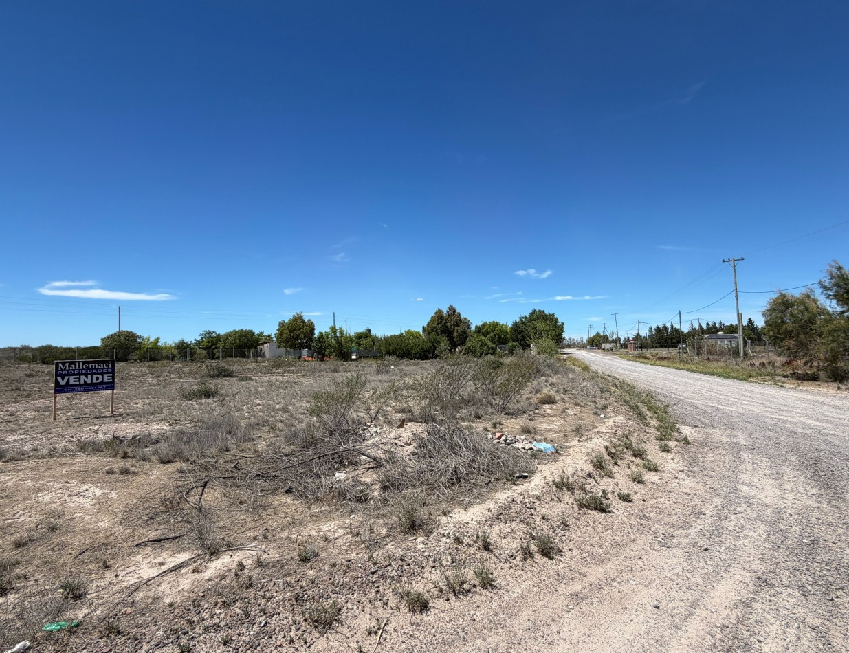 TERRENO 3000 M² EN ESQUINA CON SERVICIOS