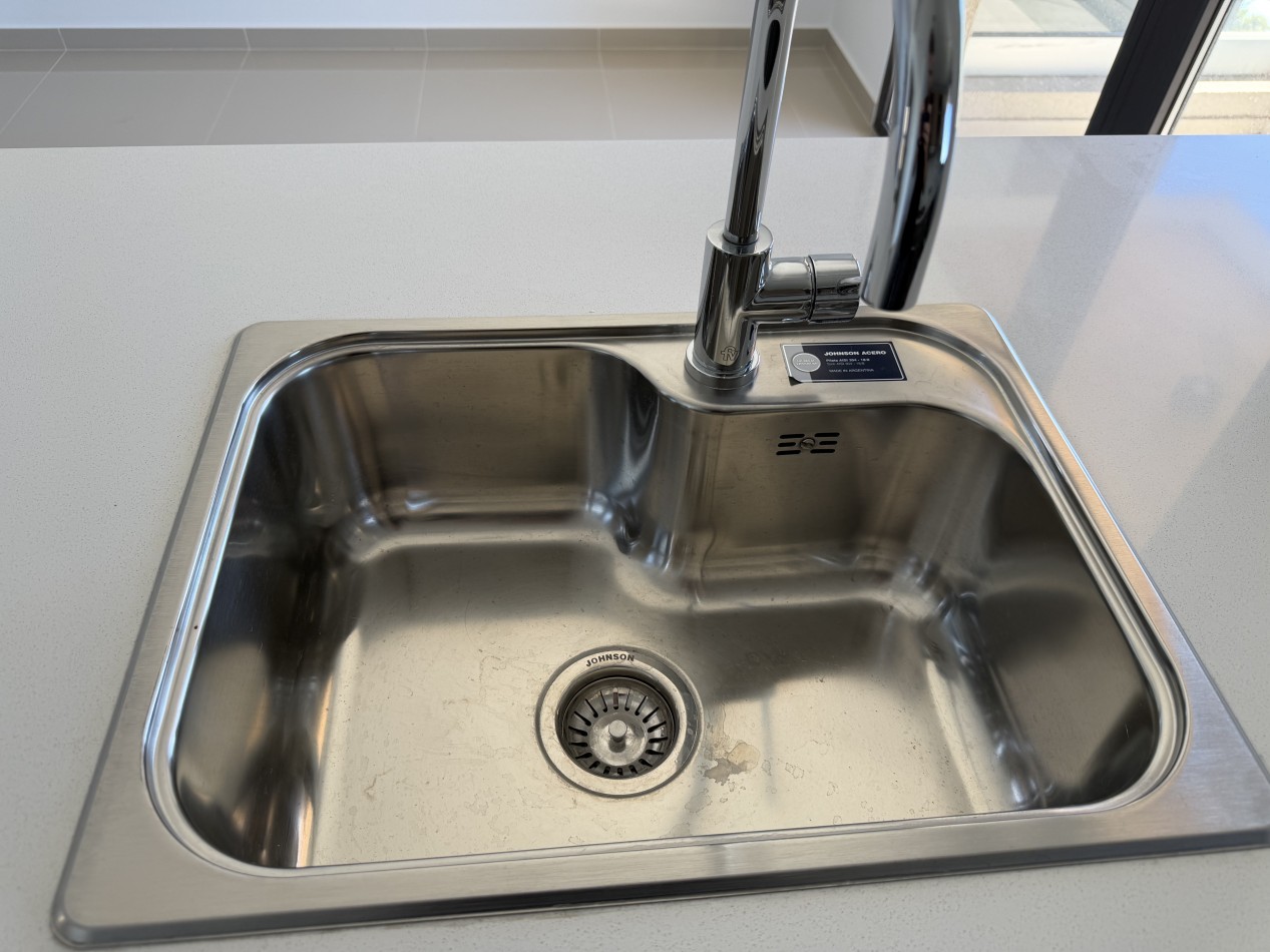 DEPTO 3 DORMITORIOS FRENTE AL MAR