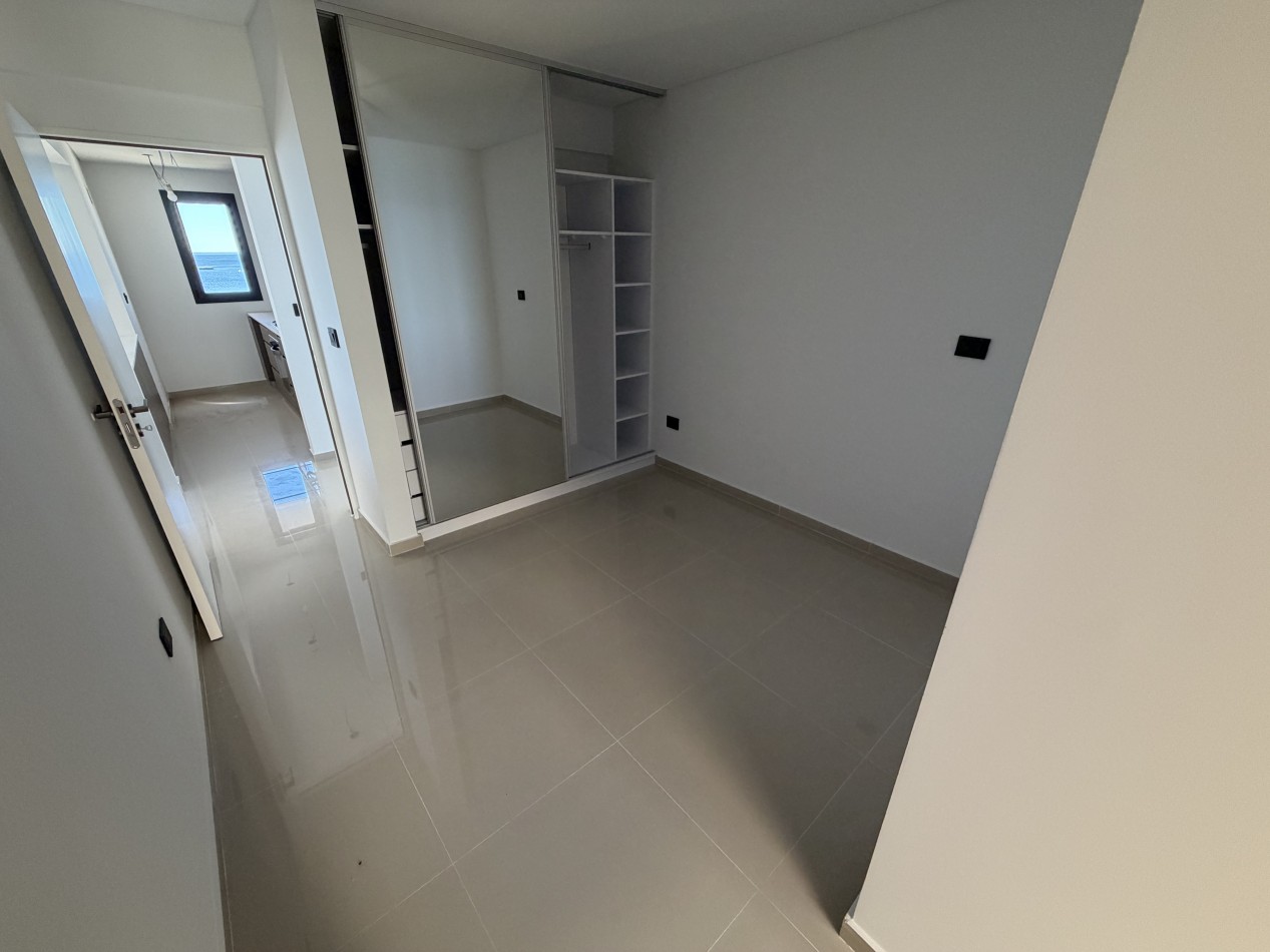 DEPTO 3 DORMITORIOS FRENTE AL MAR