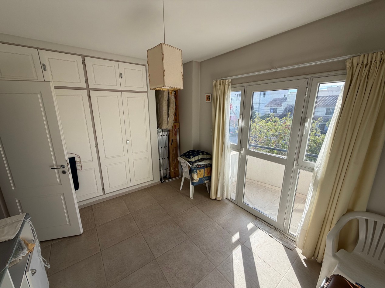 DUPLEX DE 2 DORMITORIOS Y PATIO CON PARRILLA EN BARRIO SUR