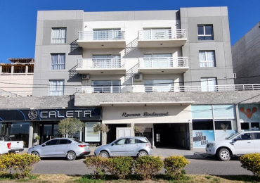 DEPTO FRENTE AL MAR DE 1 DORMITORIO CON COCHERA AMOBLADO
