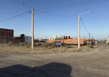 TERRENO DE 307 M² CON TODOS LOS SERVICIOS 