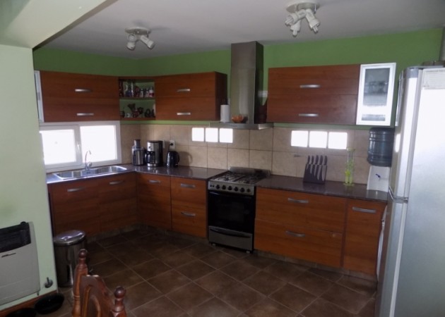 Casa en esquina - P. Moreno y Triunvirato