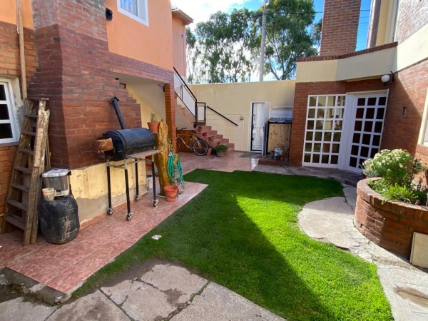 Casa en esquina 2 Dormitorios - Barrio 159 viviendas