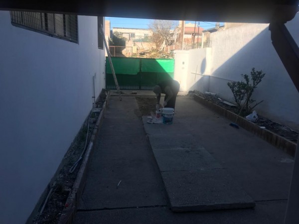 OPORTUNIDAD Galpón con oficinas 