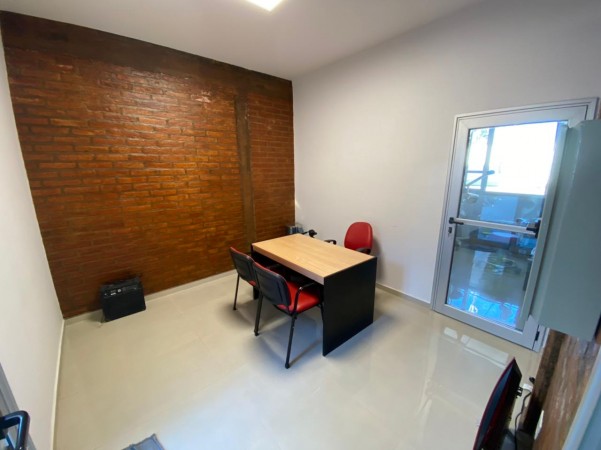 Consultorio de 200m2