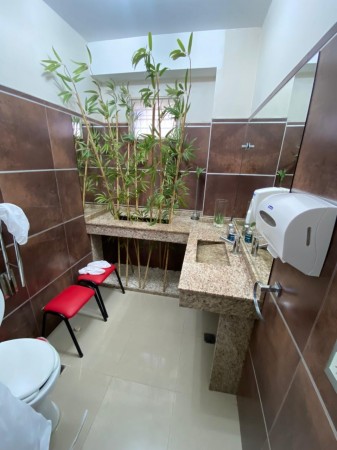 Consultorio de 200m2