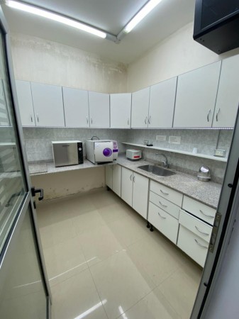 Consultorio de 200m2