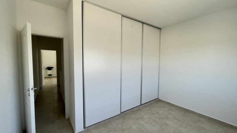 DUPLEX A ESTRENAR CON COCHERA ZONA SUR
