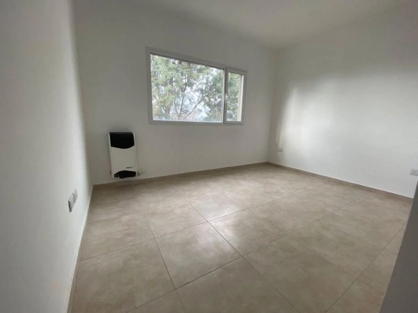 DUPLEX A ESTRENAR CON COCHERA ZONA SUR