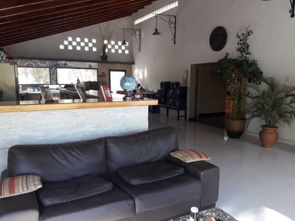 CASA 189 M² EN RAWSON
