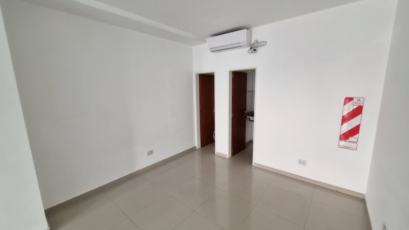 LOCAL COMERCIAL 40 M² CENTRICO 