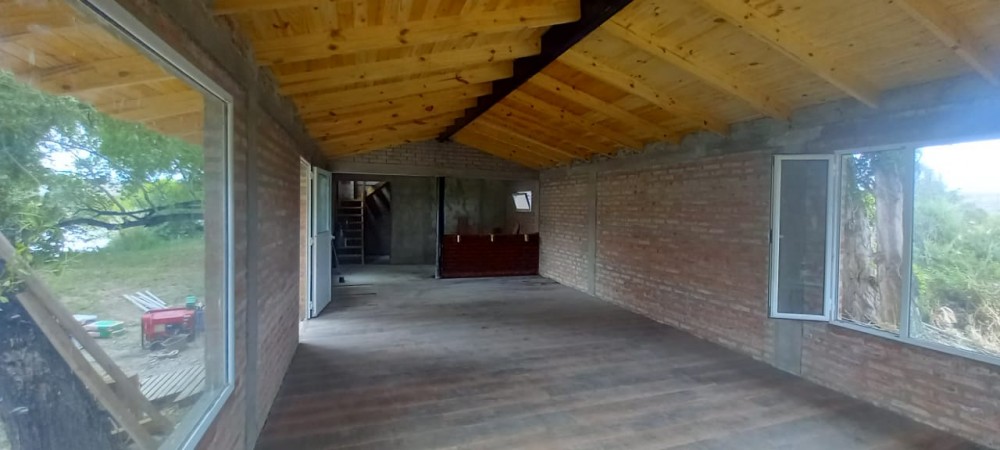 CAMPO en LOS ALTARES con VIÑEDO FUNCIONANDO