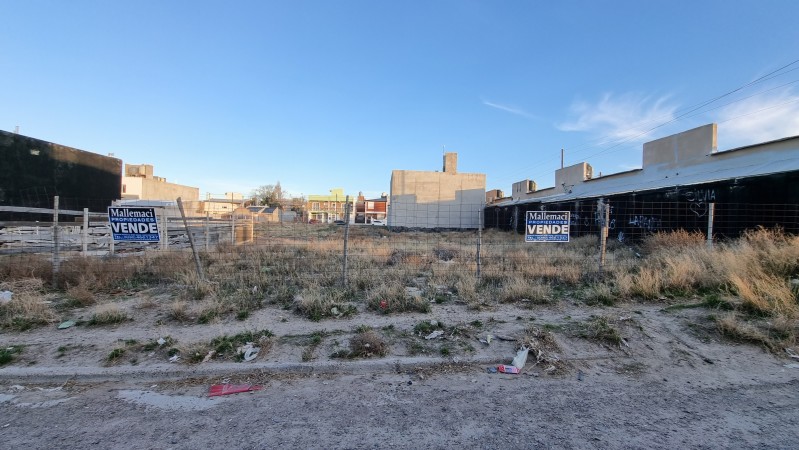 Terreno 300 M² CON SERVICIOS
