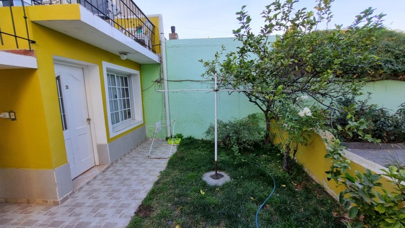 CASA 2 DORMITORIOS + COMPLEJO DE 4 DEPARTAMENTOS