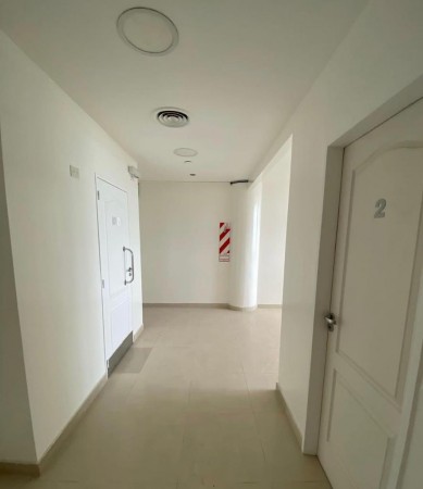 OFICINA 65 M² FRENTE AL MAR