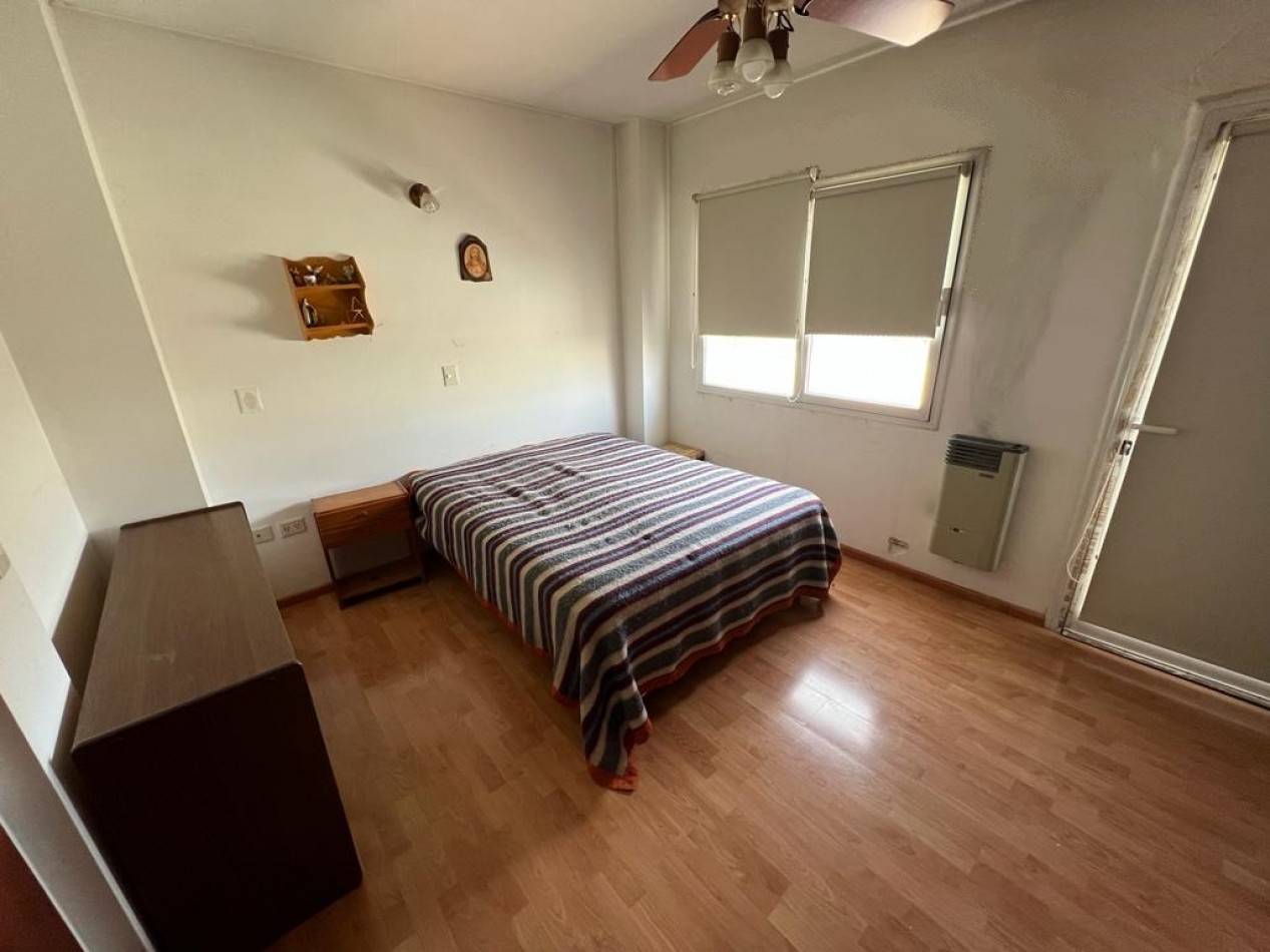 TRIPLEX 200 M² CON QUINCHO Y GARAGE