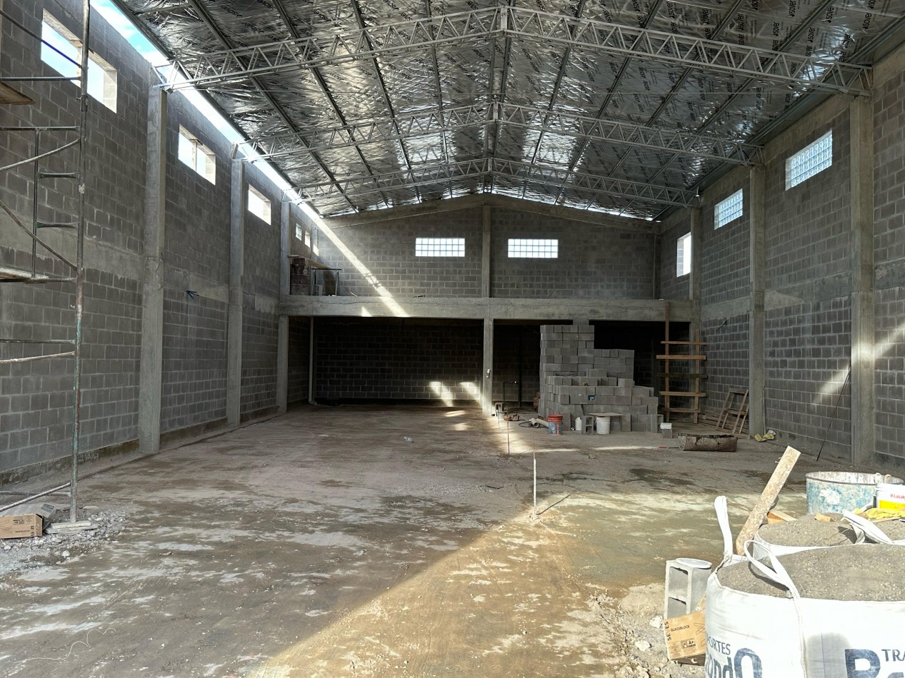 GALPON 300 M² A ESTRENAR SOBRE AV, TIERRA DEL FUEGO