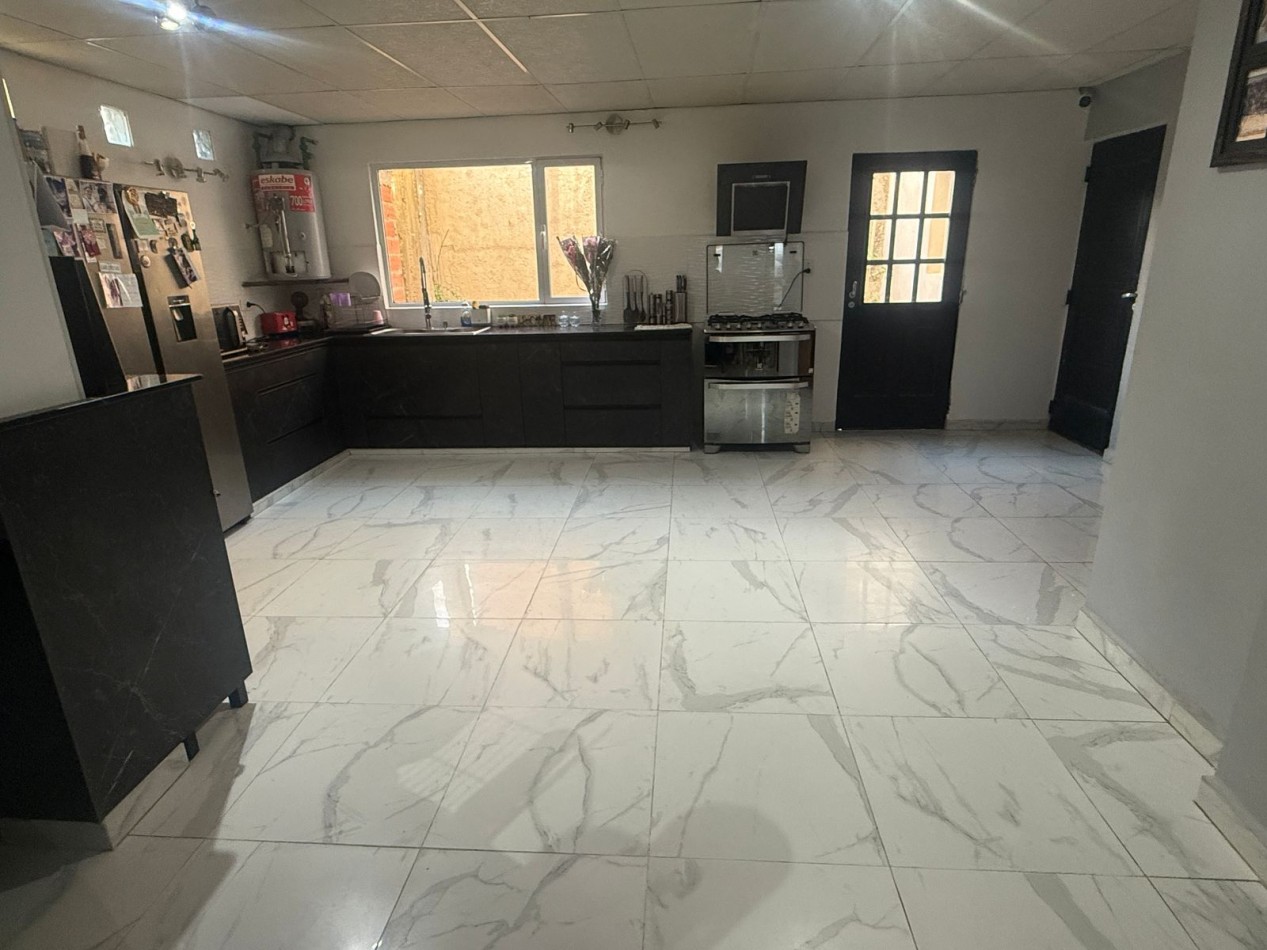 CASA 4 DORMITORIOS APTA CREDITO HIPOTECARIO - BARRIO PUJOL 2