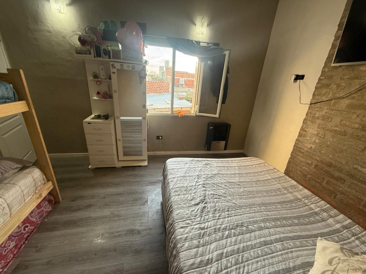 CASA 4 DORMITORIOS APTA CREDITO HIPOTECARIO - BARRIO PUJOL 2