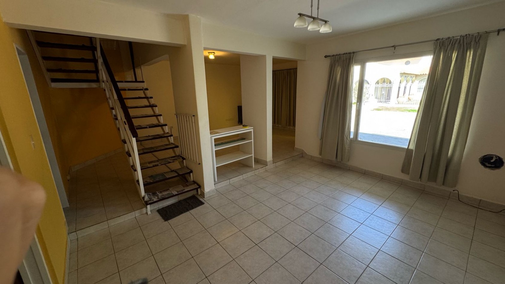 CASA 2 DORMITORIOS EN BARRIO SUR