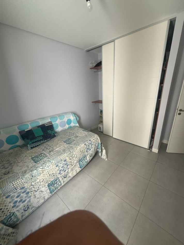 DEPTO 2 DORMITORIOS CON COCHERA EN BARRIO SUR