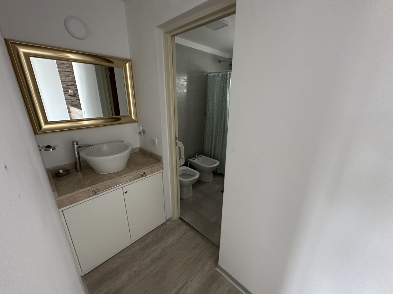DEPTO 1 DORMITORIO CON COCHERA EN ZONA NORTE