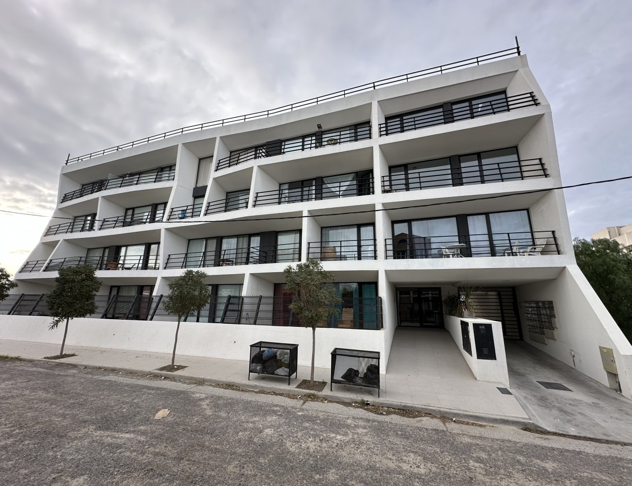 DEPTO 1 DORMITORIO CON COCHERA EN ZONA NORTE