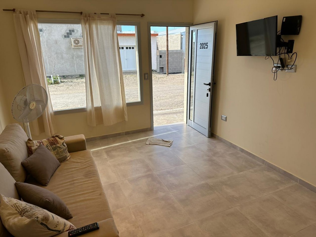 DUPLEX 2 DORMITORIOS CON PATIO
