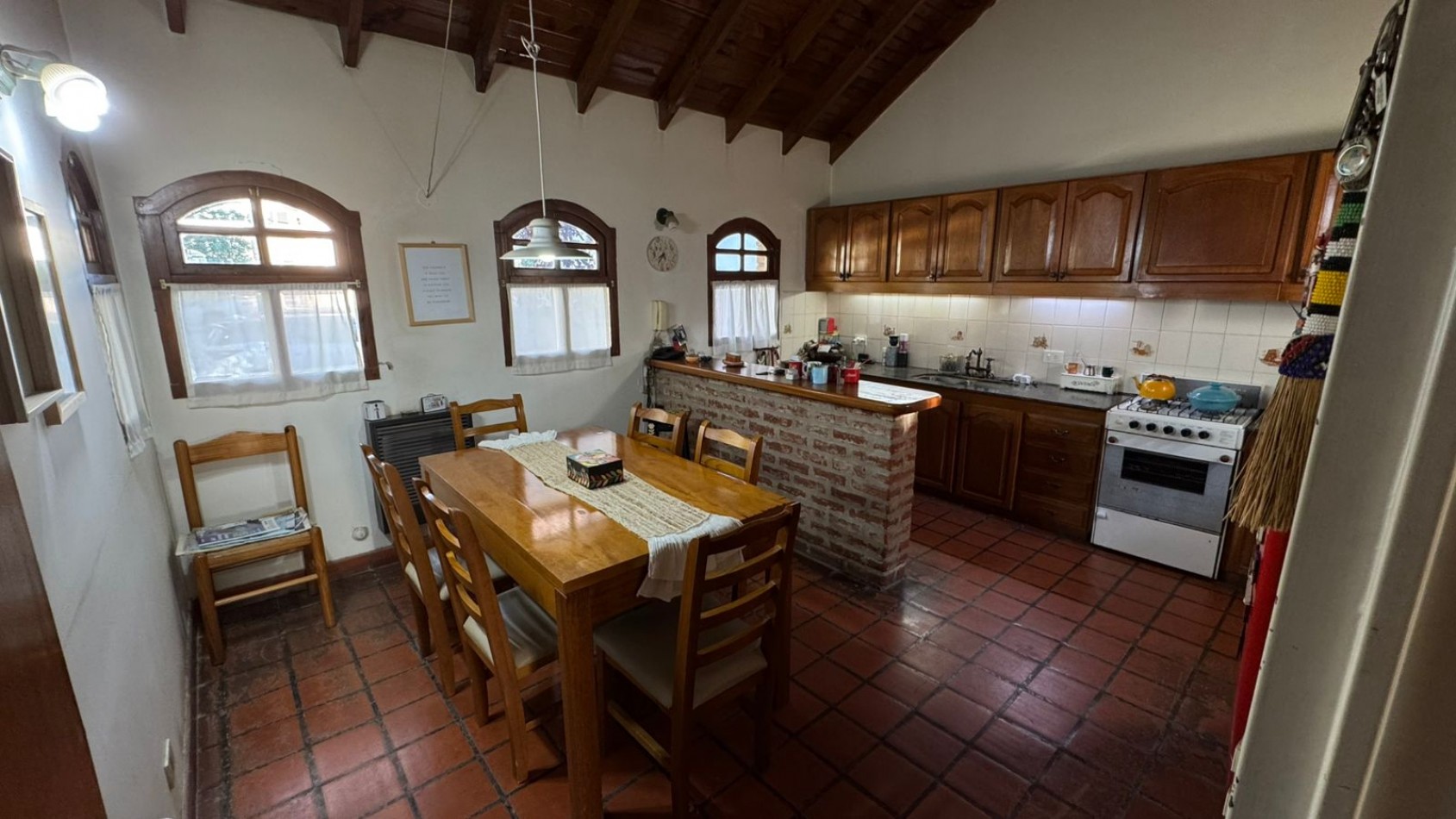 CASA 2 DORMITORIOS CON AMPLIO PATIO EN BARRIO SUR