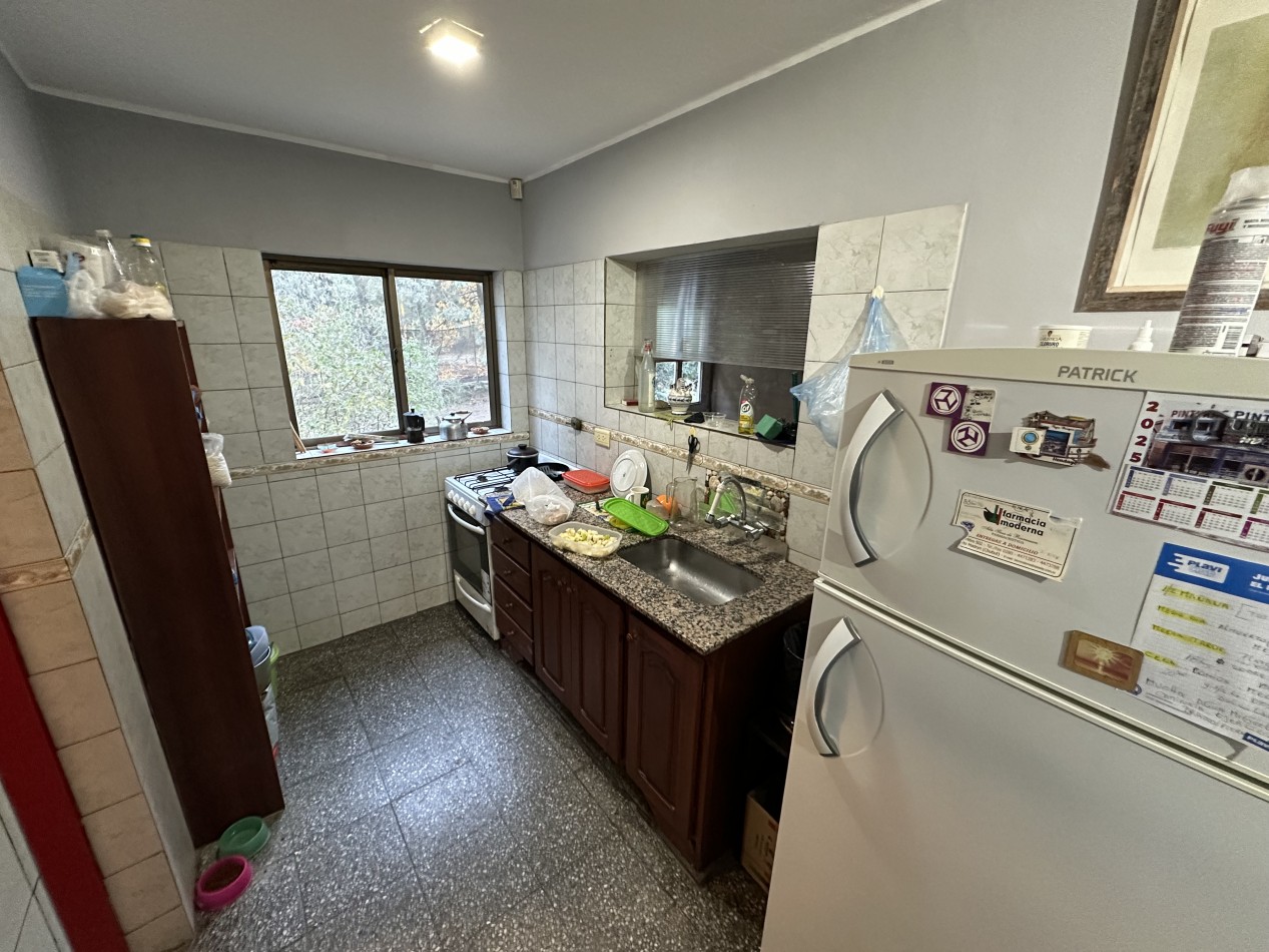 CASA 4 DORMITORIOS SOBRE TERRENO DE 2500 M² - QUINTAS DEL MIRADOR