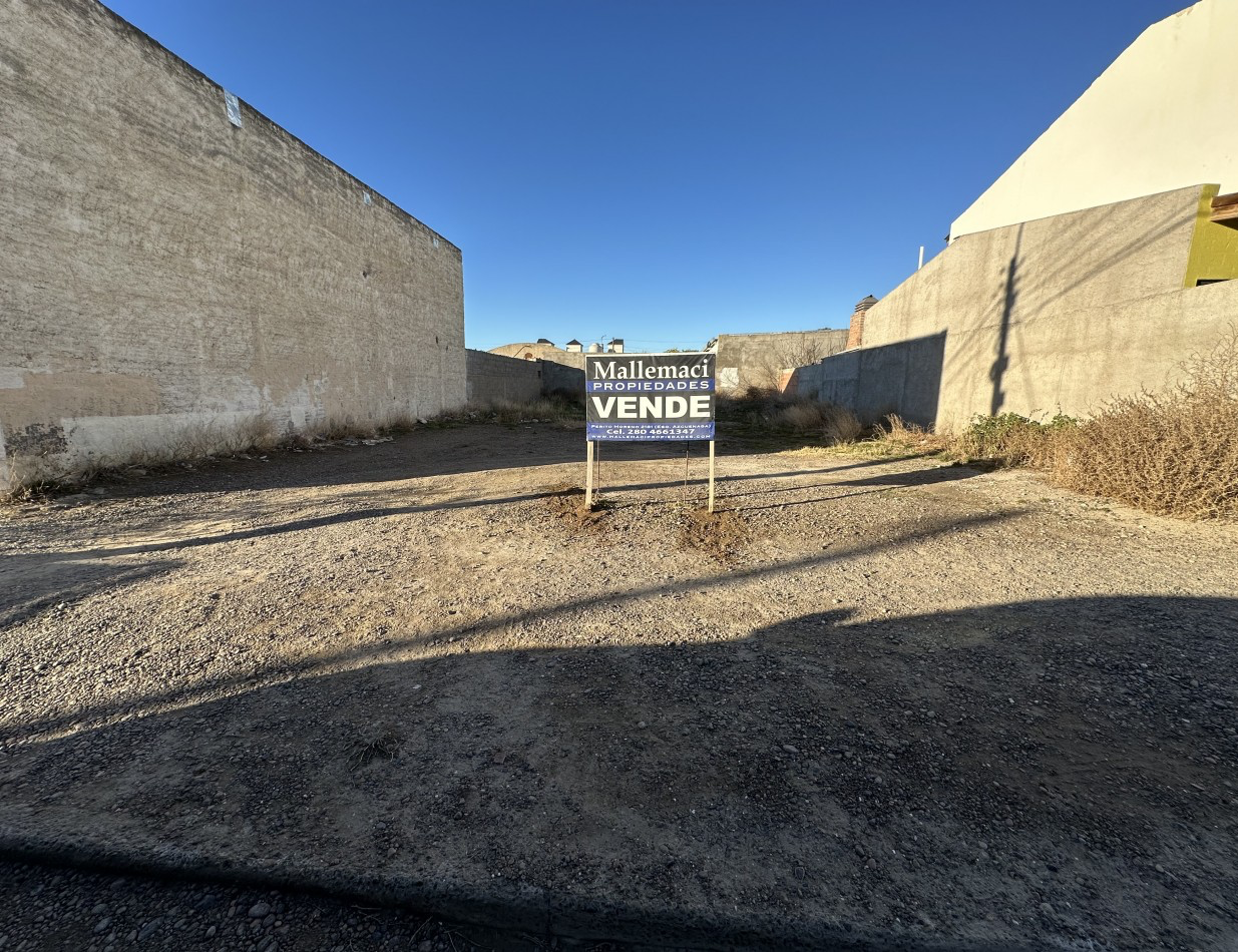 TERRENO 290 M² CON TODOS LOS SERVICIOS