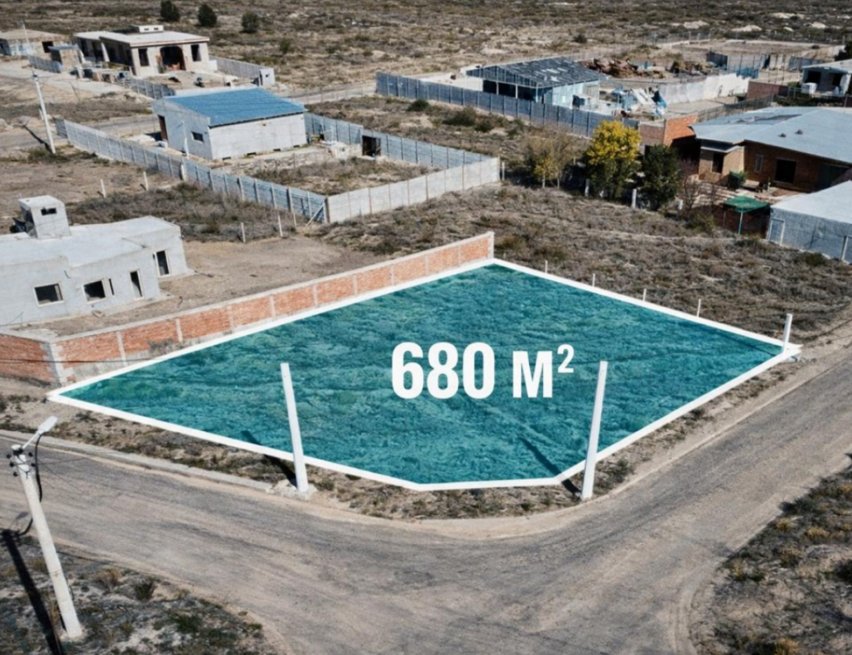 ESQUINA 680 m2 - MIRADORES DE LA COSTA