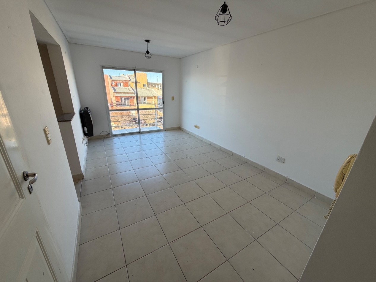 DEPARTAMENTO 2 DORMITORIOS CON COCHERA EN ZONA SUR 