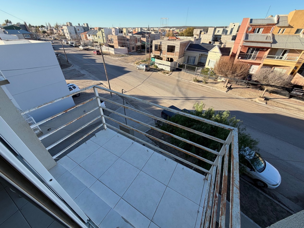DEPARTAMENTO 2 DORMITORIOS CON COCHERA EN ZONA SUR 