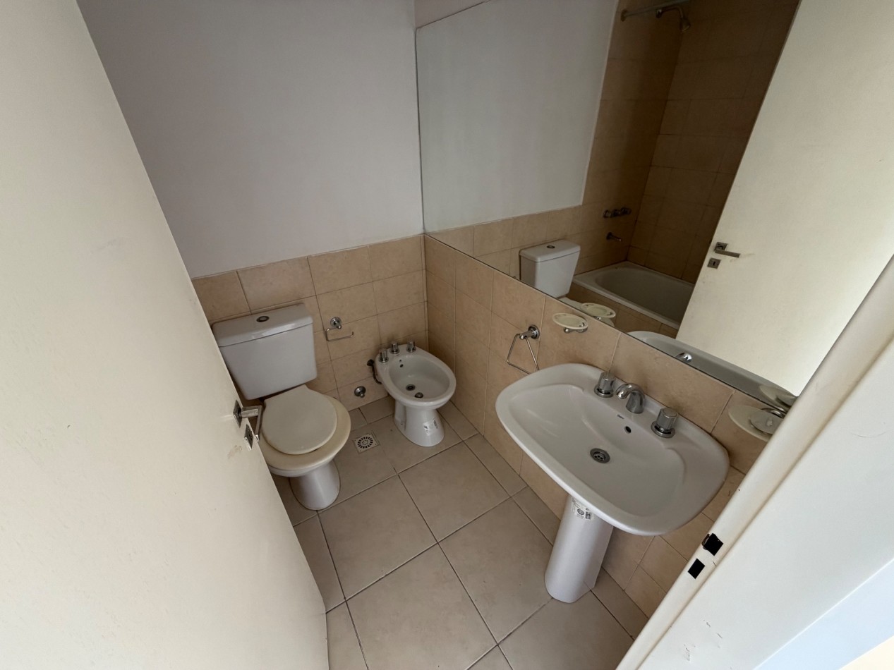 DEPARTAMENTO 2 DORMITORIOS CON COCHERA EN ZONA SUR 