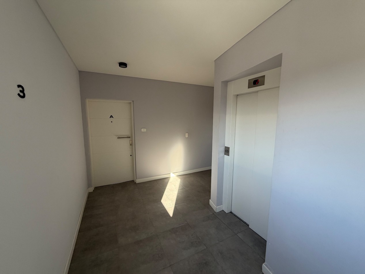 DEPARTAMENTO 2 DORMITORIOS CON COCHERA EN BARRIO SUR