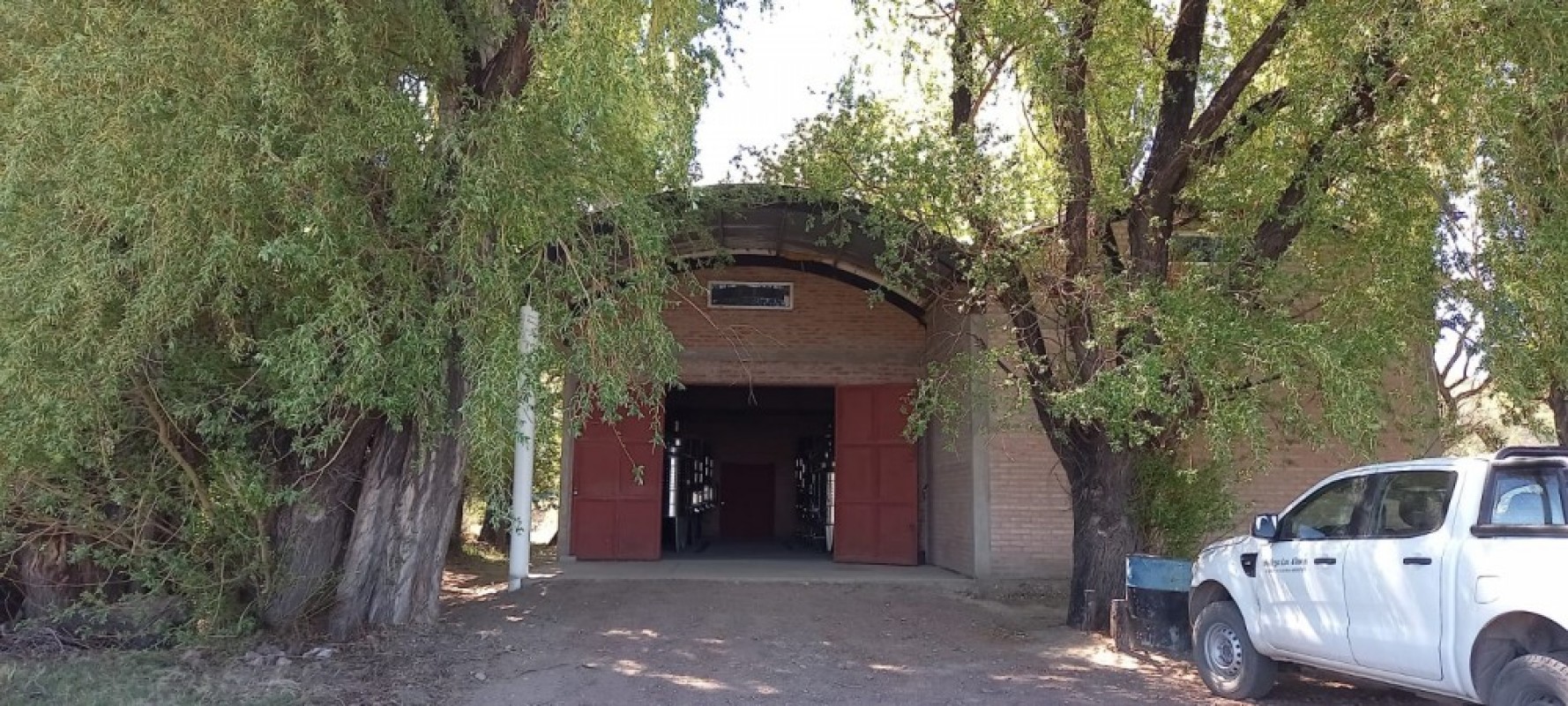 CAMPO en LOS ALTARES con VIÑEDO FUNCIONANDO