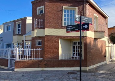 Casa en esquina 2 Dormitorios - Barrio 159 viviendas