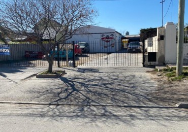 Casa 2 Dormitorios con Galpón de 100 m² al frente - Corrientes 740