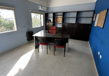 ALQUILER OFICINAS 250 M² PARQUE INDUSTRIAL PESADO 
