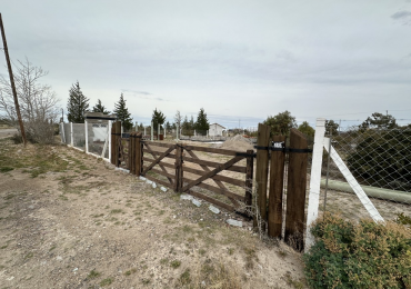 EXCELENTE TERRENO CON MEJORA 2500 M²