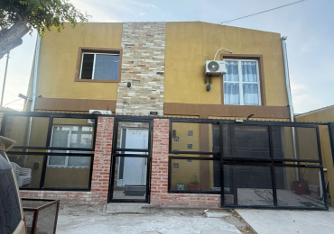 CASA 4 DORMITORIOS APTA CREDITO HIPOTECARIO - BARRIO PUJOL 2