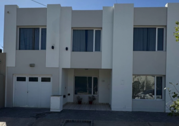 CASA 2 DORMITORIOS EN BARRIO SUR