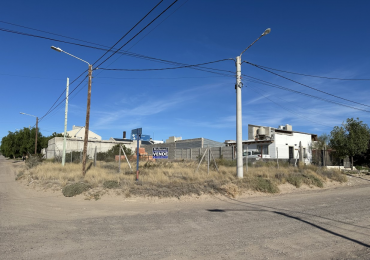 EXCELENTE TERRENO EN ESQUINA - SOLANA 
