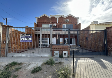 DUPLEX 3 DORMITORIOS CON COCHERA, PATIO Y QUINCHO